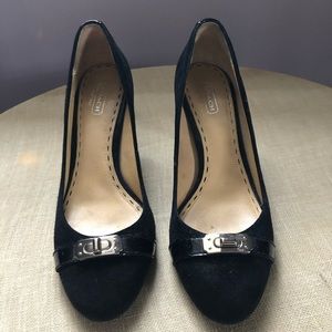 Black Coach Microsuede Heels! 🖤